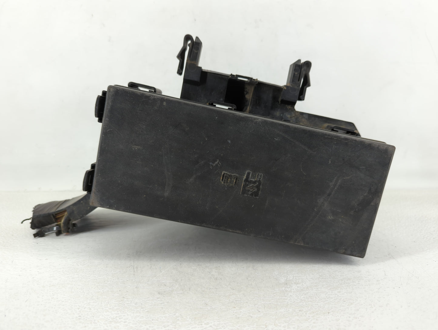2014-2015 Ford Explorer Fusebox Fuse Box Panel Relay Module P/N:BT4T-14A003-AA Fits Fits 2014 2015 OEM Used Auto Parts - Oem