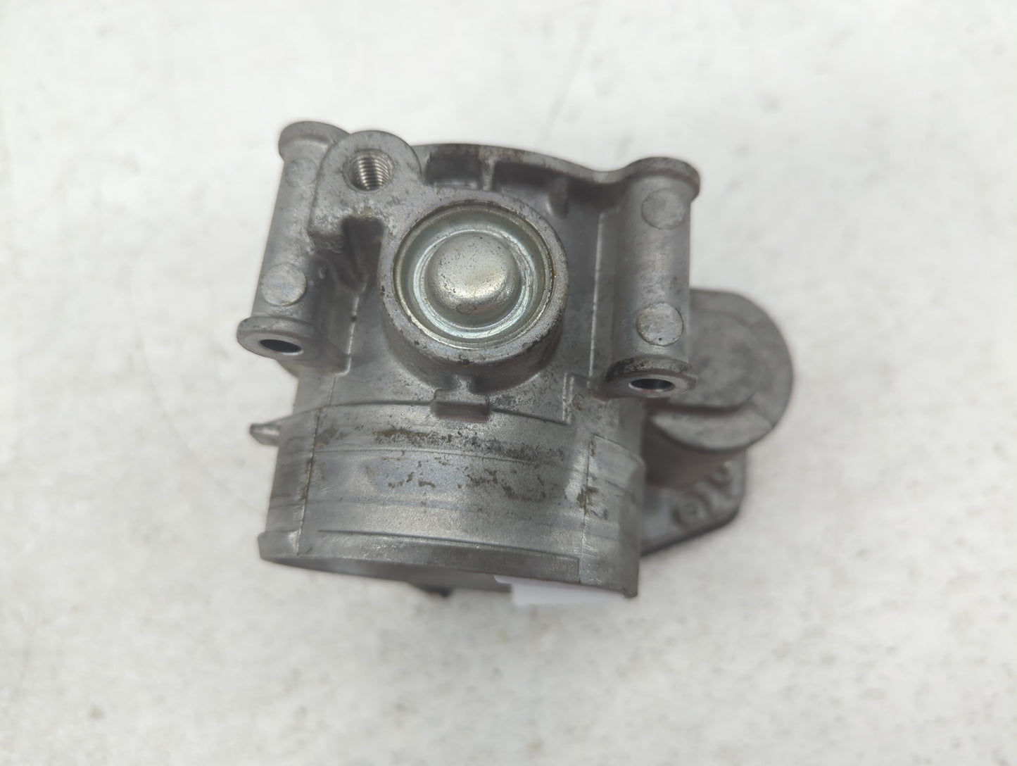 2011-2019 Ford Explorer Throttle Body P/N:14076400140 AT4E-EH Fits Fits 2011 2012 2013 2014 2015 2016 2017 2018 2019 OEM Use