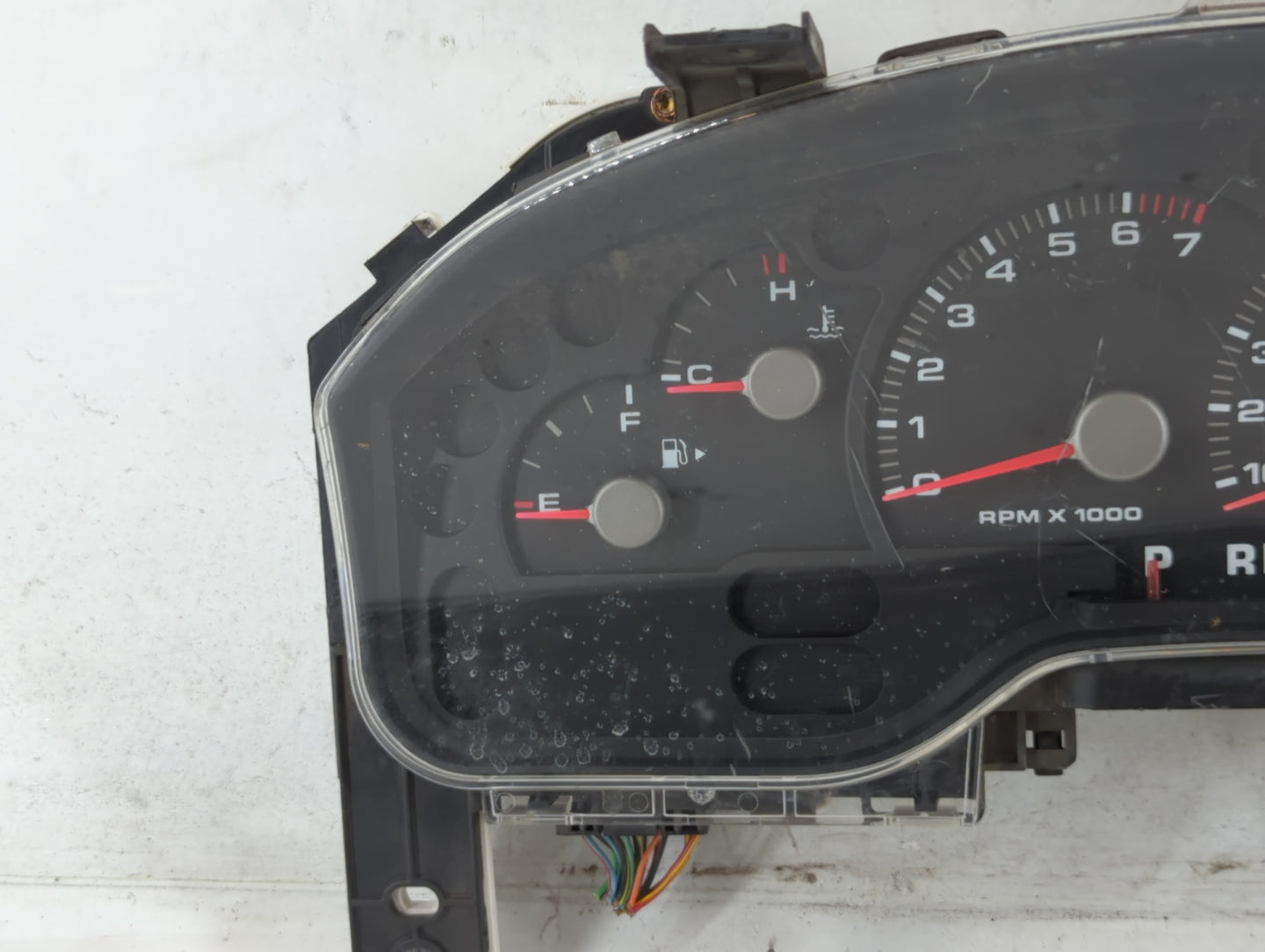 2014-2015 Ford Explorer Instrument Cluster Speedometer Gauges P/N:EVCF03718A Fits Fits 2014 2015 OEM Used Auto Parts - Oemus
