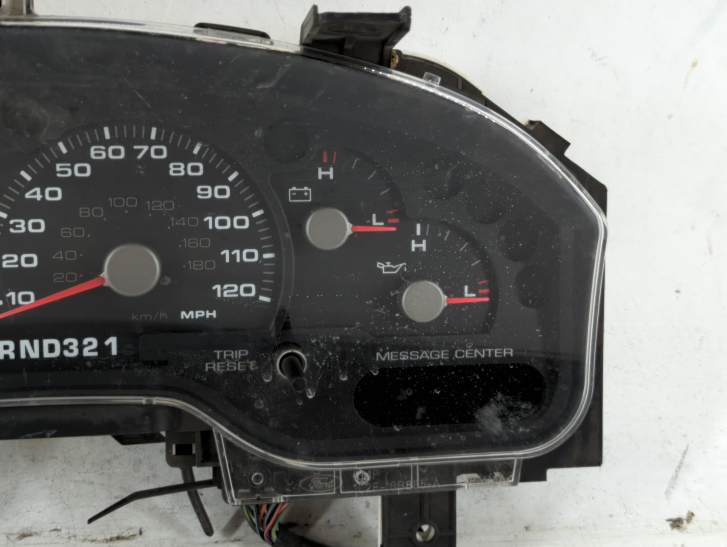 2014-2015 Ford Explorer Instrument Cluster Speedometer Gauges P/N:EVCF03718A Fits Fits 2014 2015 OEM Used Auto Parts - Oemus
