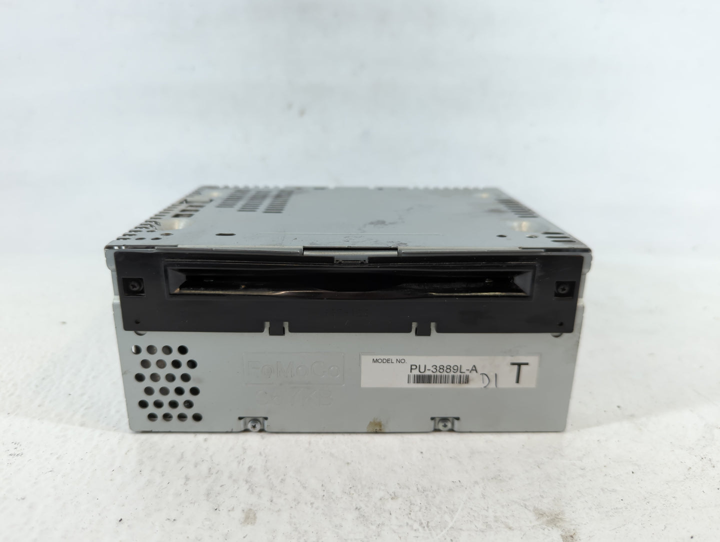 2013-2014 Ford Explorer Am Fm Cd Player Radio Receiver - Oemusedautoparts1.com