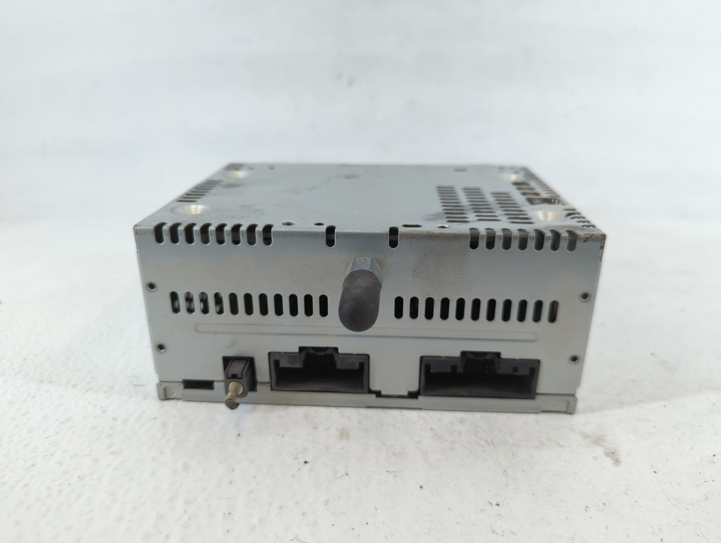 2013-2014 Ford Explorer Am Fm Cd Player Radio Receiver - Oemusedautoparts1.com