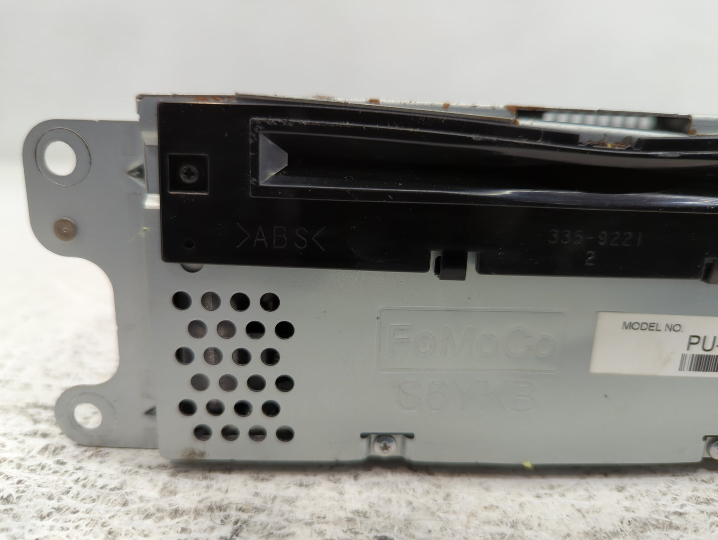 2014-2014 Ford Explorer Am Fm Cd Player Radio Receiver - Oemusedautoparts1.com