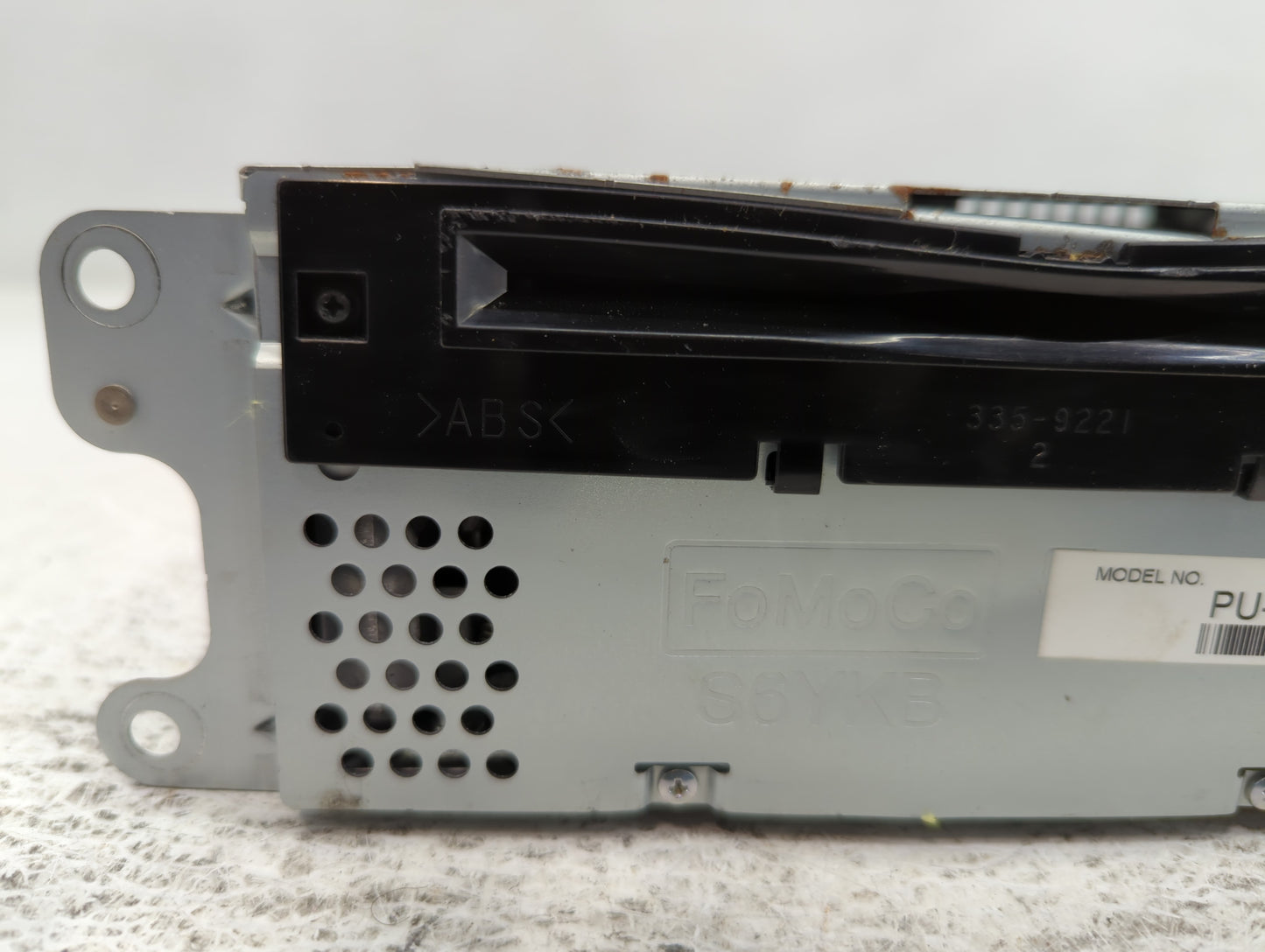 2014-2014 Ford Explorer Am Fm Cd Player Radio Receiver - Oemusedautoparts1.com