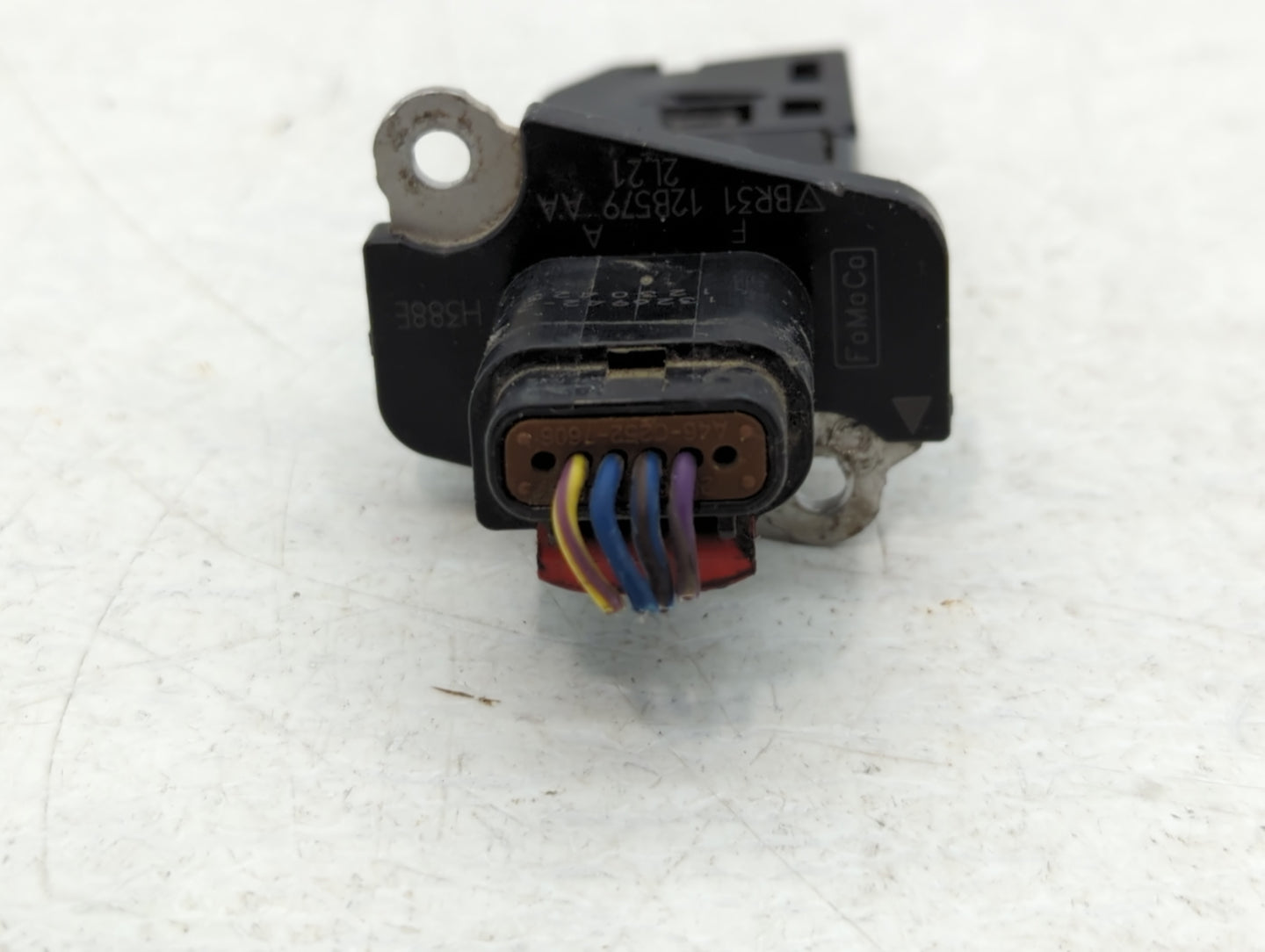 2013-2015 Ford Explorer Mass Air Flow Meter Maf - Oemusedautoparts1.com