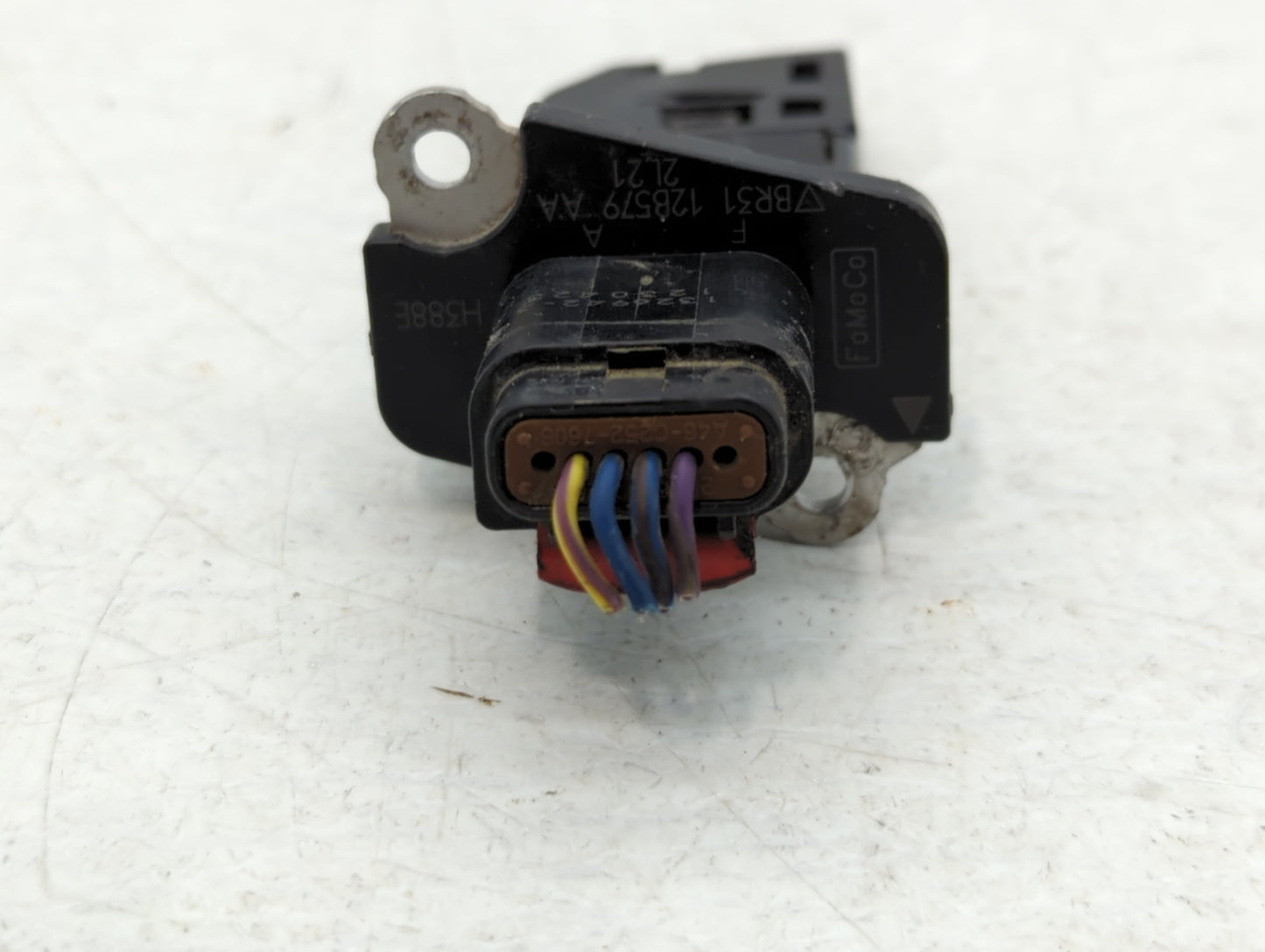 2013-2015 Ford Explorer Mass Air Flow Meter Maf - Oemusedautoparts1.com