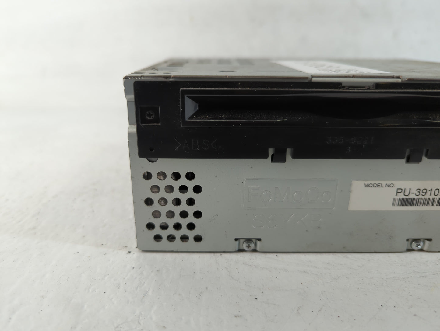 2014-2014 Ford Explorer Am Fm Cd Player Radio Receiver - Oemusedautoparts1.com