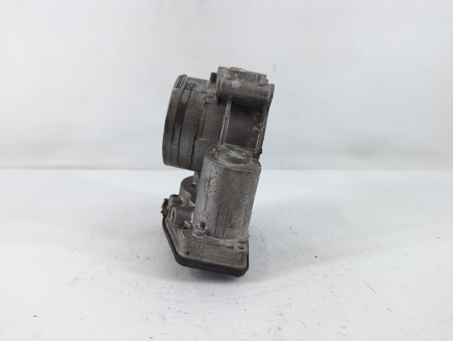 2011-2019 Ford Explorer Throttle Body P/N:2G1303A-0243 Fits Fits 2011 2012 2013 2014 2015 2016 2017 2018 2019 OEM Used Auto 