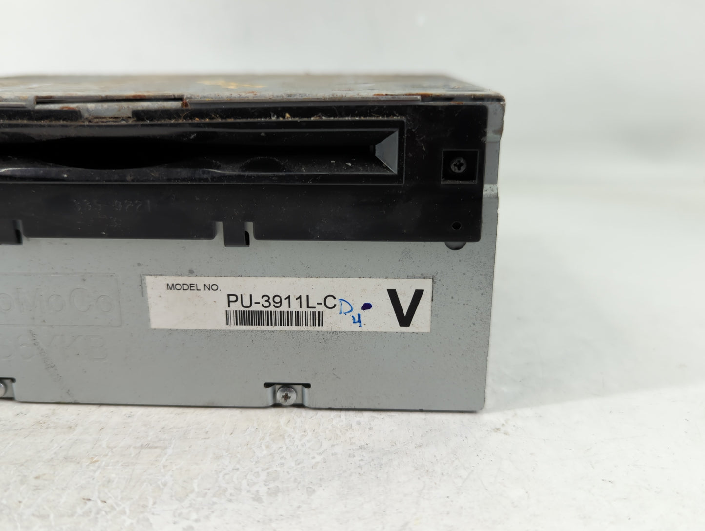 2014 Ford Explorer Radio AM FM Cd Player Receiver Replacement P/N:EB5T-19C107-FA Fits OEM Used Auto Parts - Oemusedautoparts