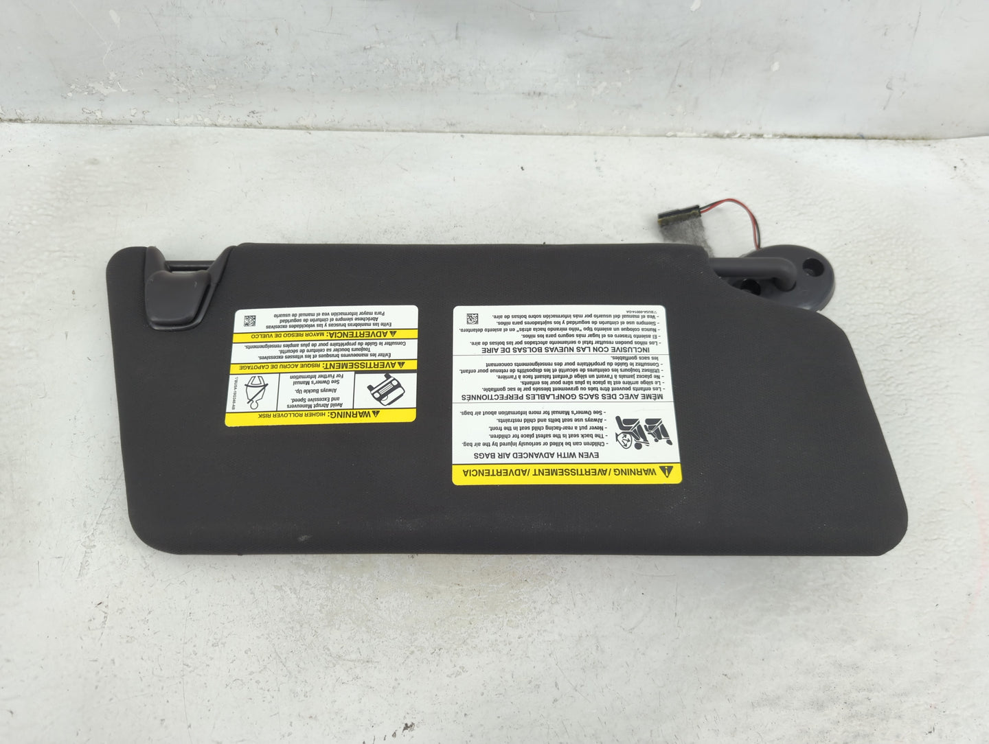 2011-2015 Ford Explorer Sun Visor Shade Replacement Driver Left Mirror Fits Fits 2011 2012 2013 2014 2015 OEM Used Auto Part