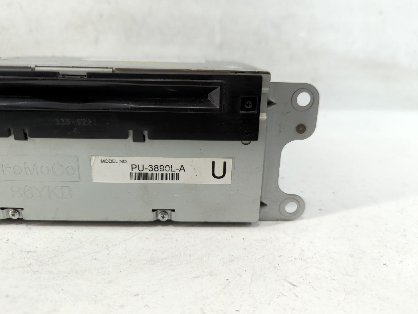 2014 Ford Explorer Radio AM FM Cd Player Receiver Replacement P/N:PU-3890L-A A12665347, EB5T19C107BB Fits OEM Used Auto Part