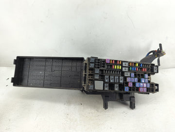 2014-2015 Ford Explorer Fusebox Fuse Box Panel Relay Module Fits Fits 2014 2015 OEM Used Auto Parts - Oemusedautoparts1.com