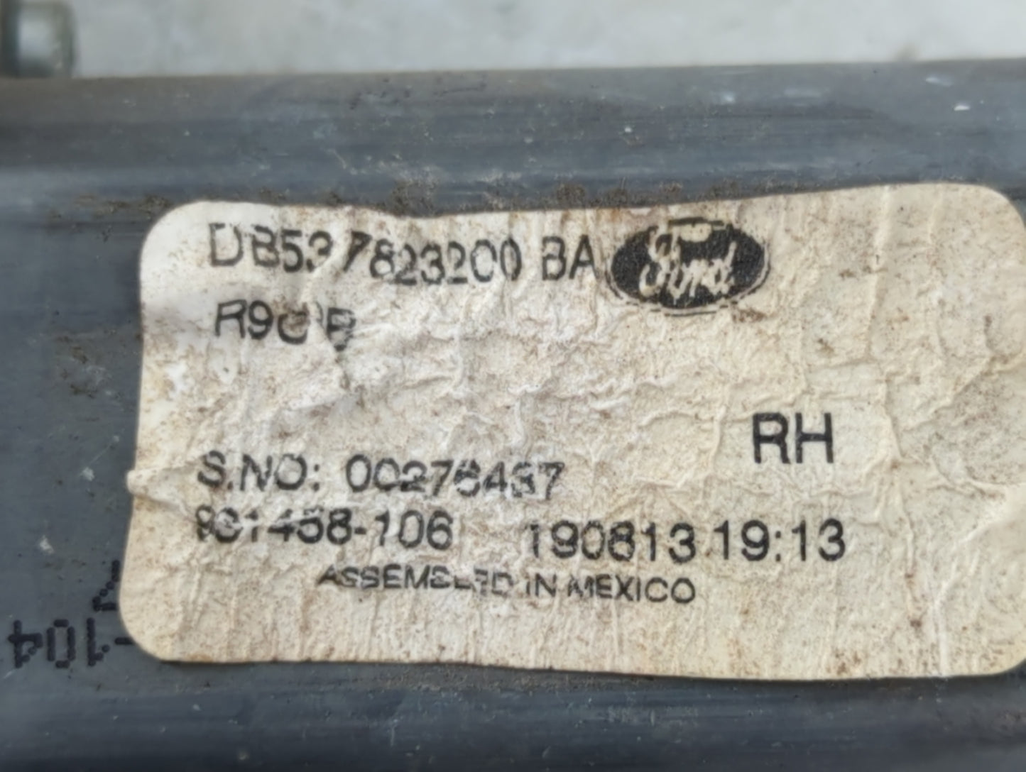 2014 Ford Explorer Used Window Regulator Passenger Front 915109 - Oemusedautoparts1.com