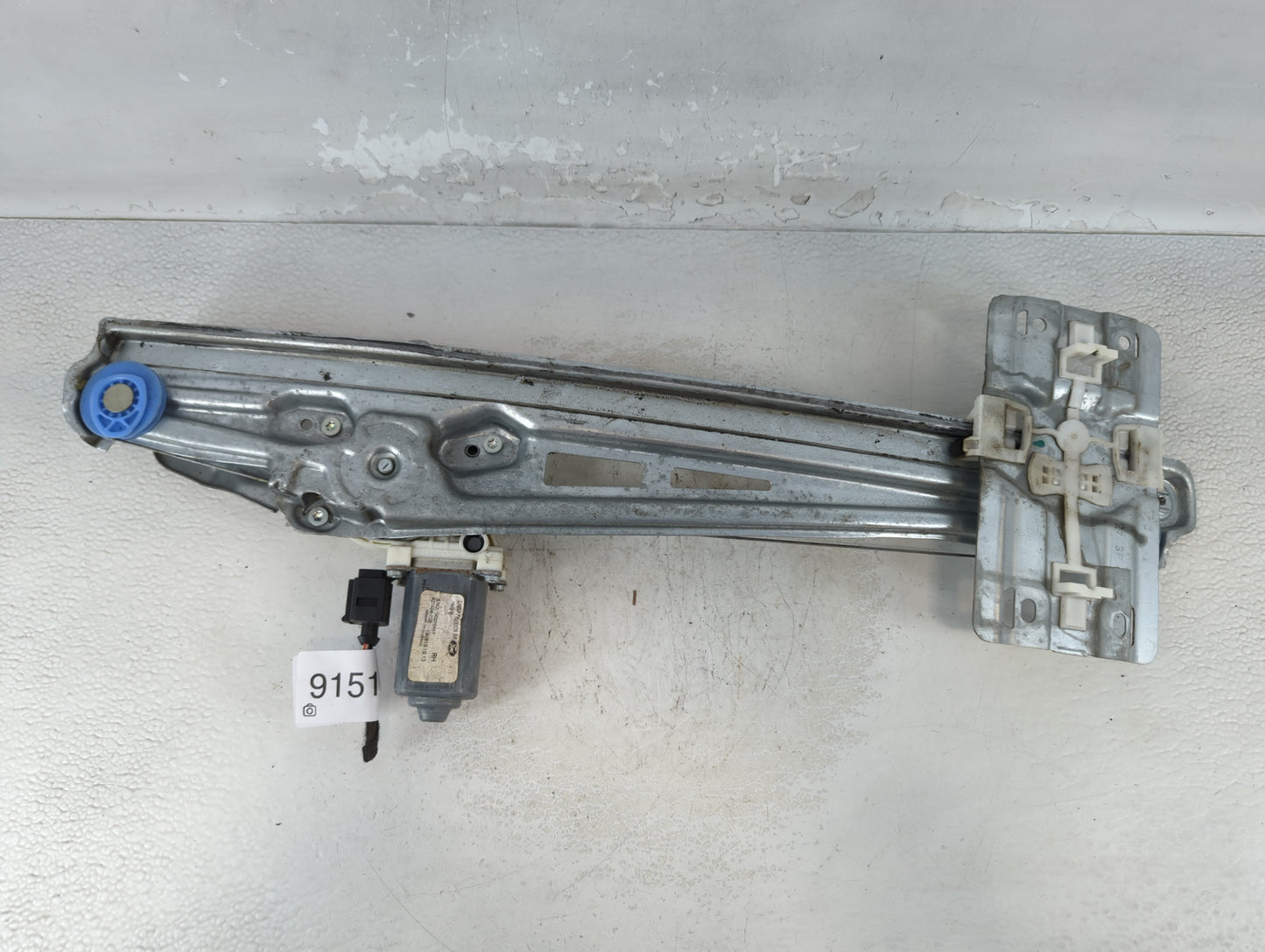 2014 Ford Explorer Used Window Regulator Passenger Front 915109 - Oemusedautoparts1.com