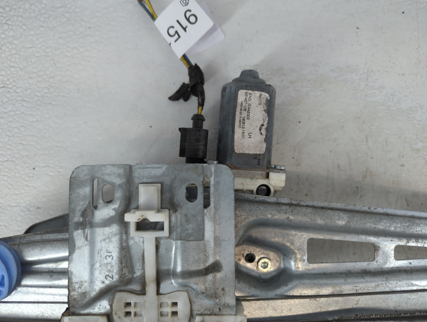 2014 Ford Explorer Driver Left Front Window Regulator 915110 - Oemusedautoparts1.com