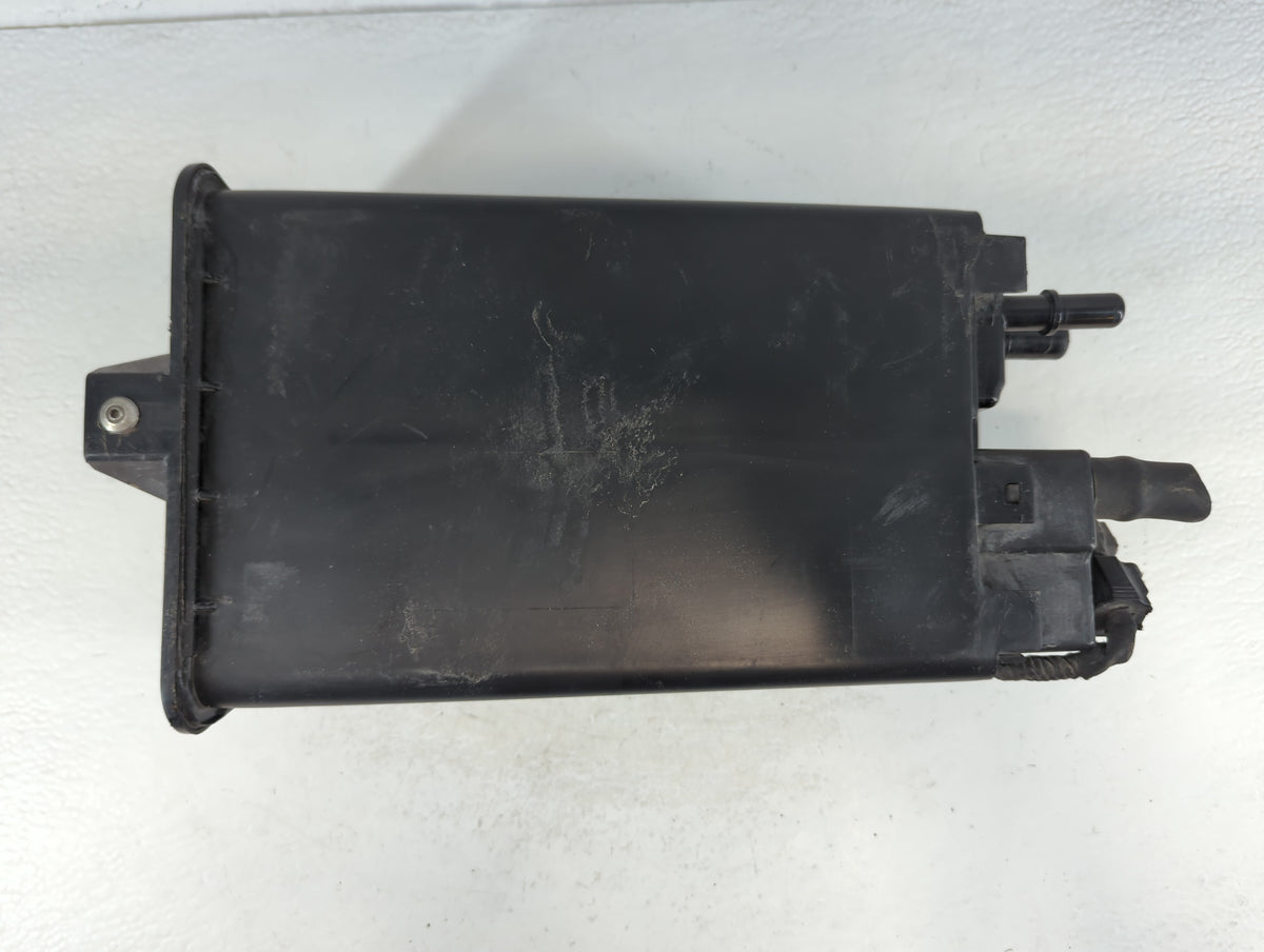 2014 Ford Explorer Fuel Vapor Charcoal Canister 915909 - Oemusedautoparts1.com