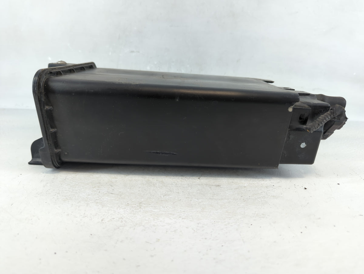2014 Ford Explorer Fuel Vapor Charcoal Canister 915909 - Oemusedautoparts1.com