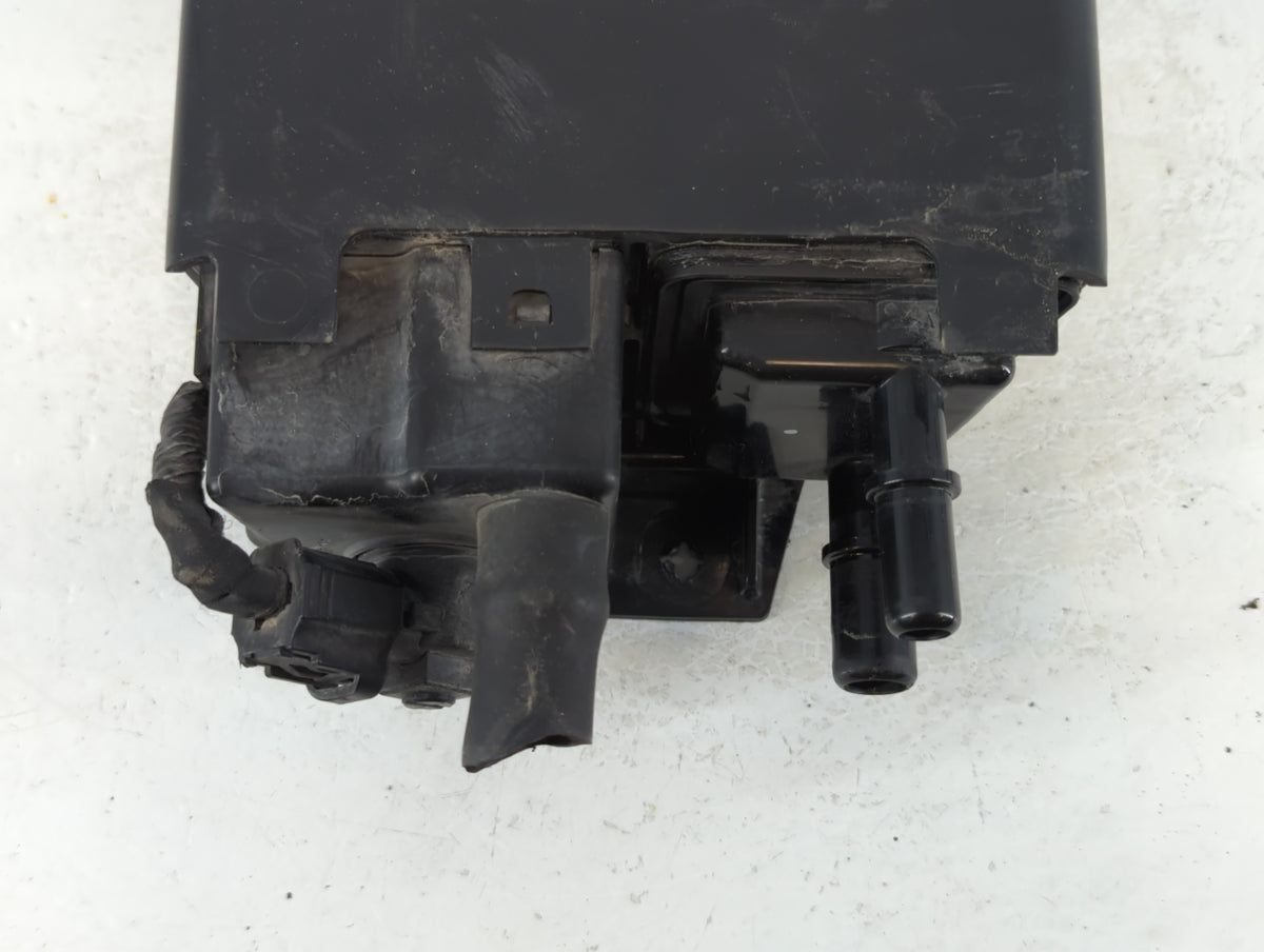 2014 Ford Explorer Fuel Vapor Charcoal Canister 915909 - Oemusedautoparts1.com