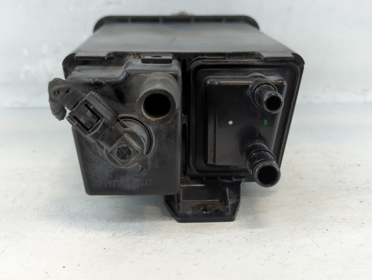 2014 Ford Explorer Fuel Vapor Charcoal Canister 915909 - Oemusedautoparts1.com