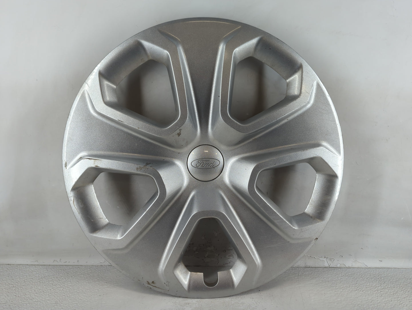 2011-2015 Ford Explorer Hubcap Wheel Cover - Oemusedautoparts1.com