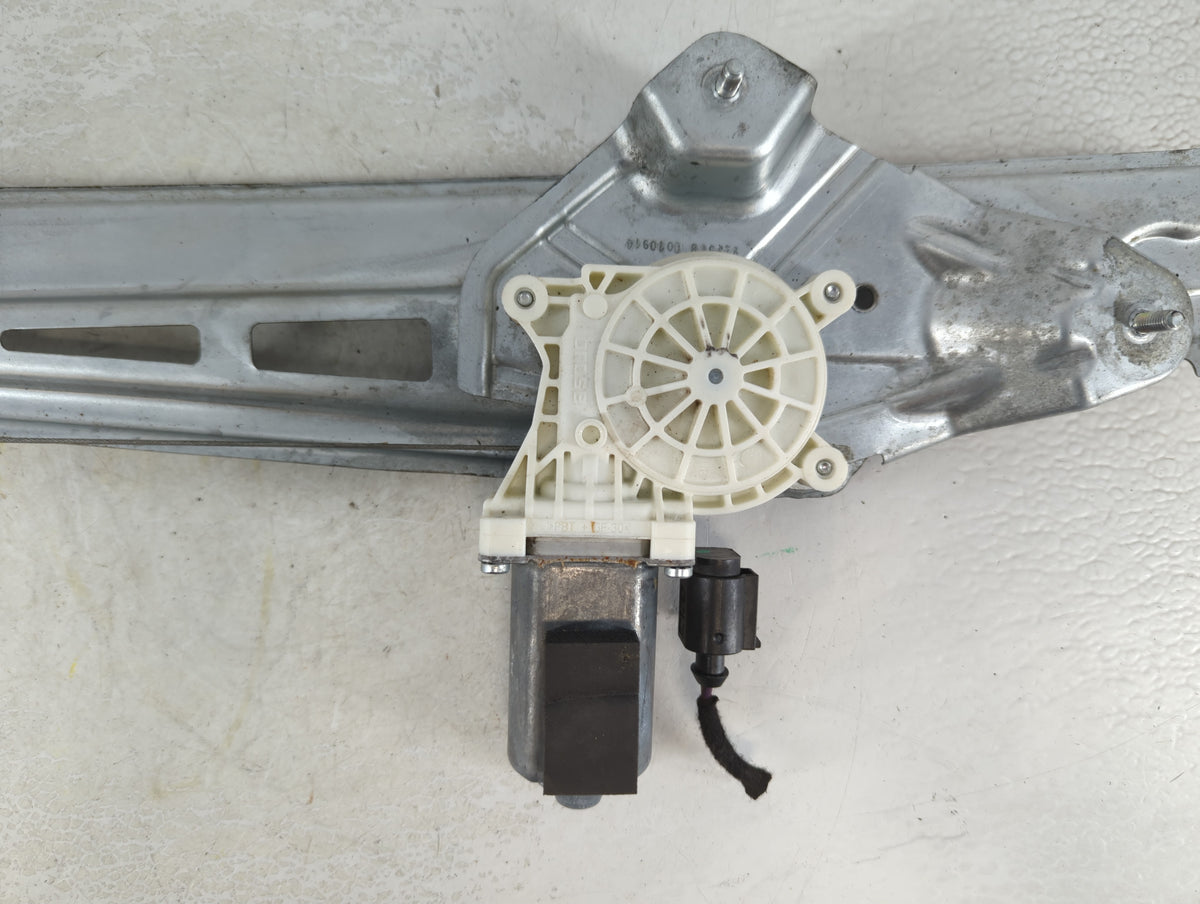2014 Ford Explorer Used Window Regulator Passenger Front 937504 - Oemusedautoparts1.com