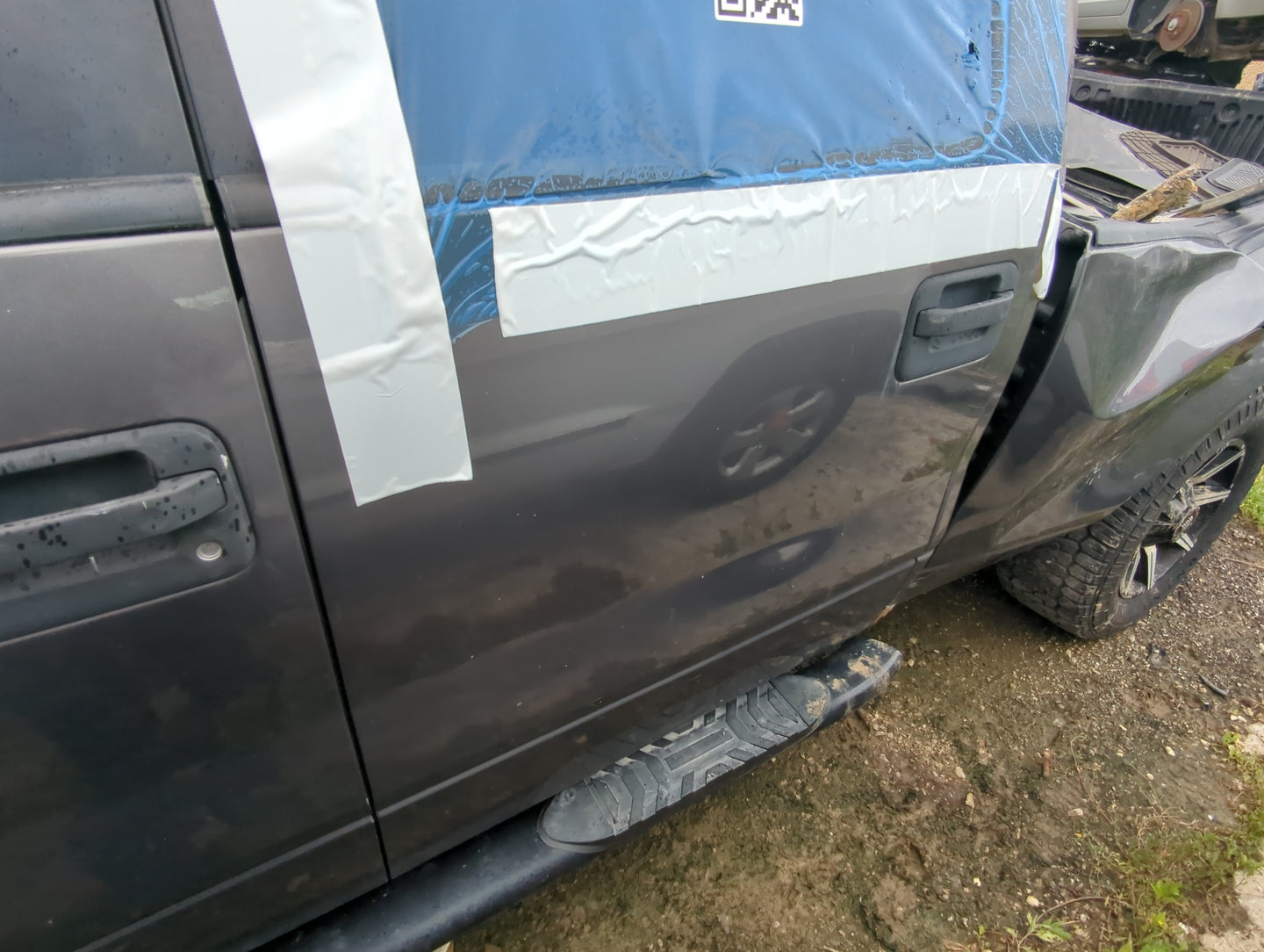 2010-2014 Ford F-150 Driver Rear Door Oem 1082606 - Oemusedautoparts1.com
