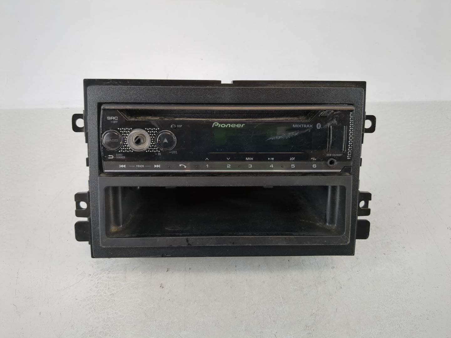 2014 Ford F-150 Radio AM FM Cd Player Receiver Replacement Fits OEM Used Auto Parts - Oemusedautoparts1.com