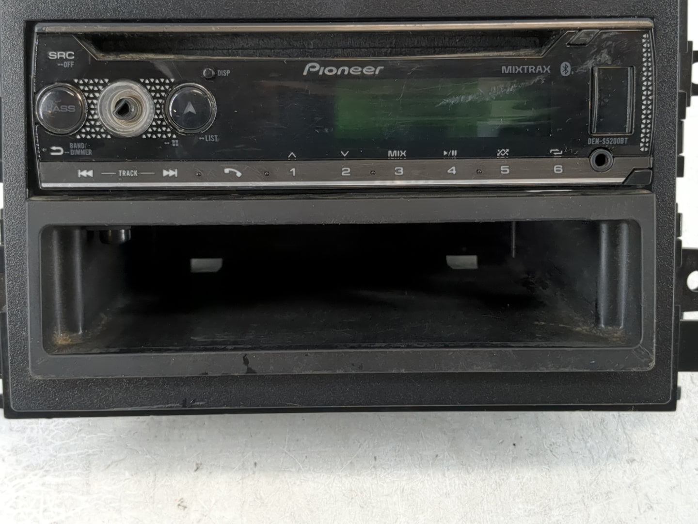 2014 Ford F-150 Radio AM FM Cd Player Receiver Replacement Fits OEM Used Auto Parts - Oemusedautoparts1.com