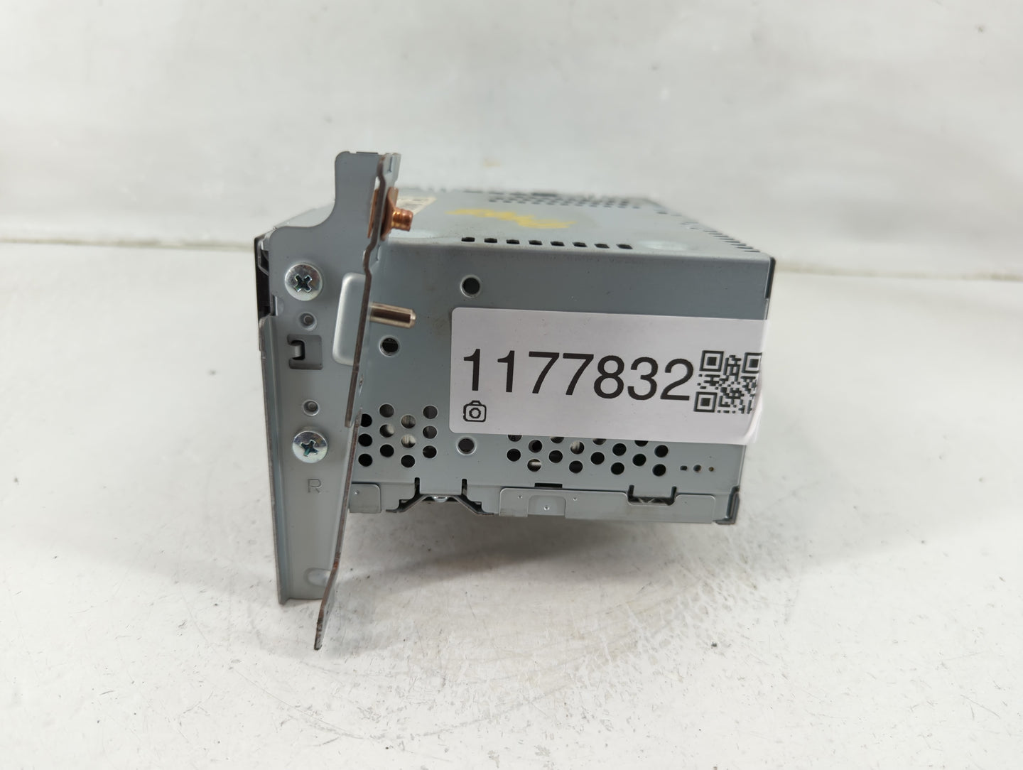 2014 Ford F-150 Radio AM FM Cd Player Receiver Replacement P/N:EL3T-19C107-FA Fits OEM Used Auto Parts - Oemusedautoparts1.c