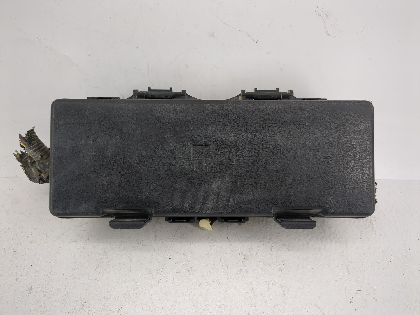 2011-2014 Ford F-150 Fusebox Fuse Box Panel Relay Module P/N:9L1T-14A003-AA Fits Fits 2011 2012 2013 2014 OEM Used Auto Part