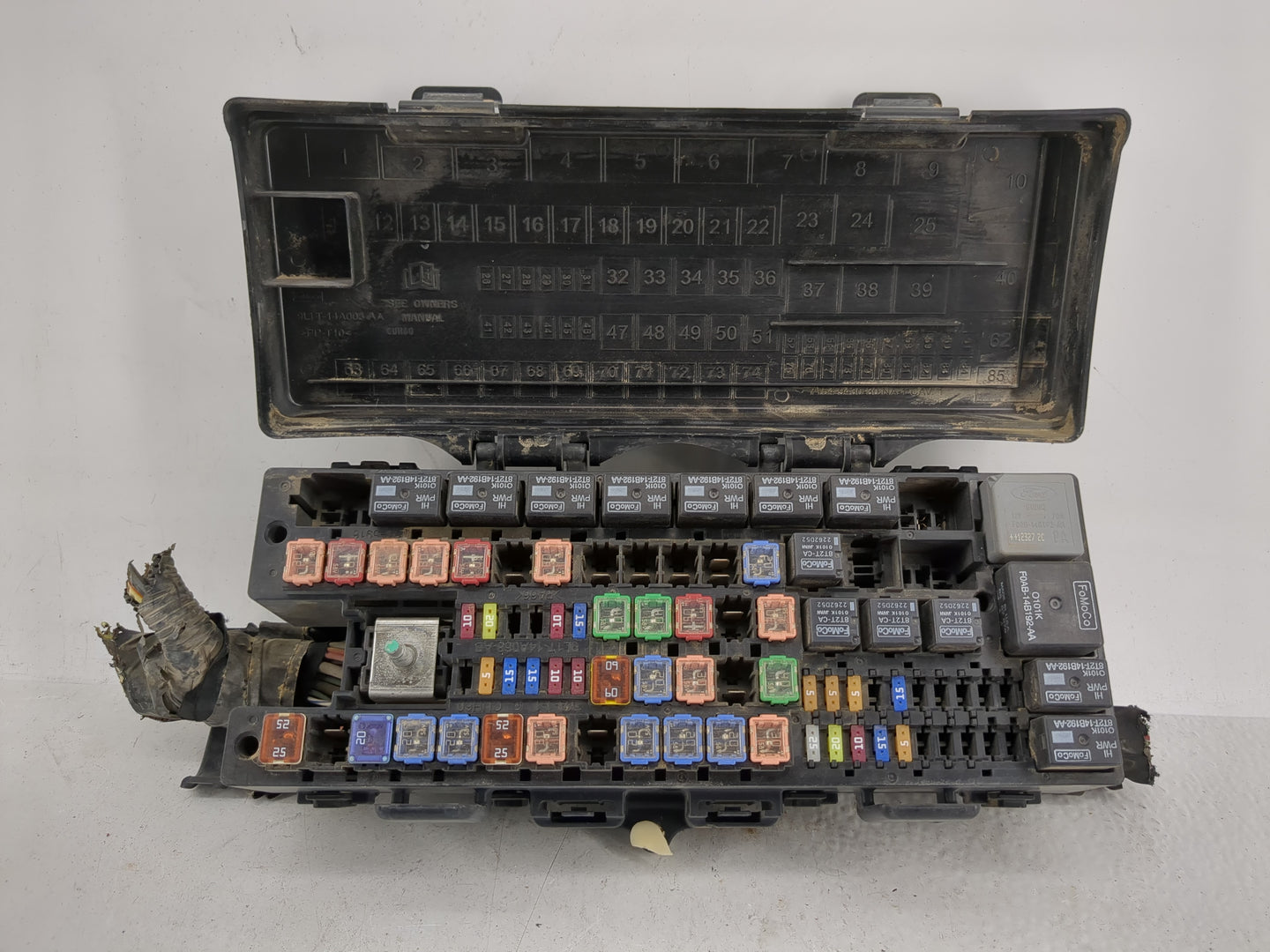 2011-2014 Ford F-150 Fusebox Fuse Box Panel Relay Module P/N:9L1T-14A003-AA Fits Fits 2011 2012 2013 2014 OEM Used Auto Part
