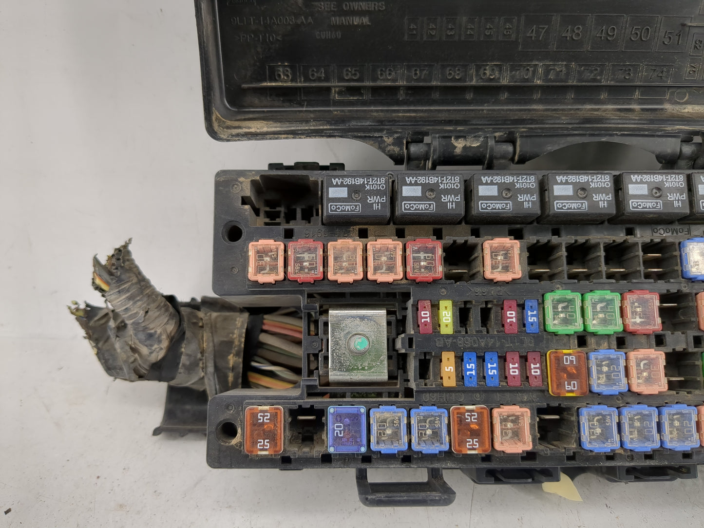 2011-2014 Ford F-150 Fusebox Fuse Box Panel Relay Module P/N:9L1T-14A003-AA Fits Fits 2011 2012 2013 2014 OEM Used Auto Part