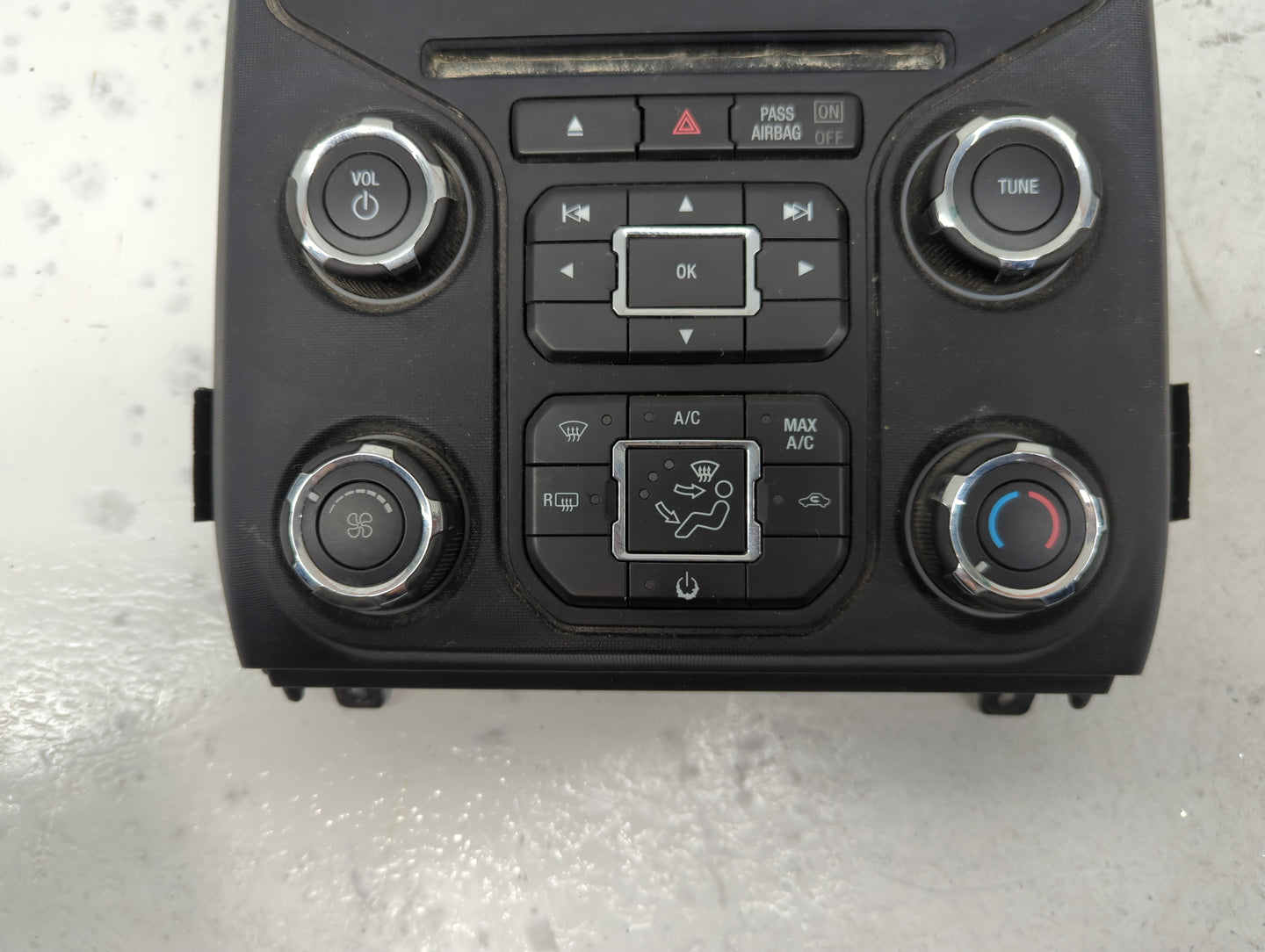 2013-2014 Ford F-150 Radio AM FM Cd Player Receiver Replacement P/N:EJ3T-18A802-BA3JA6 Fits Fits 2013 2014 OEM Used Auto Par