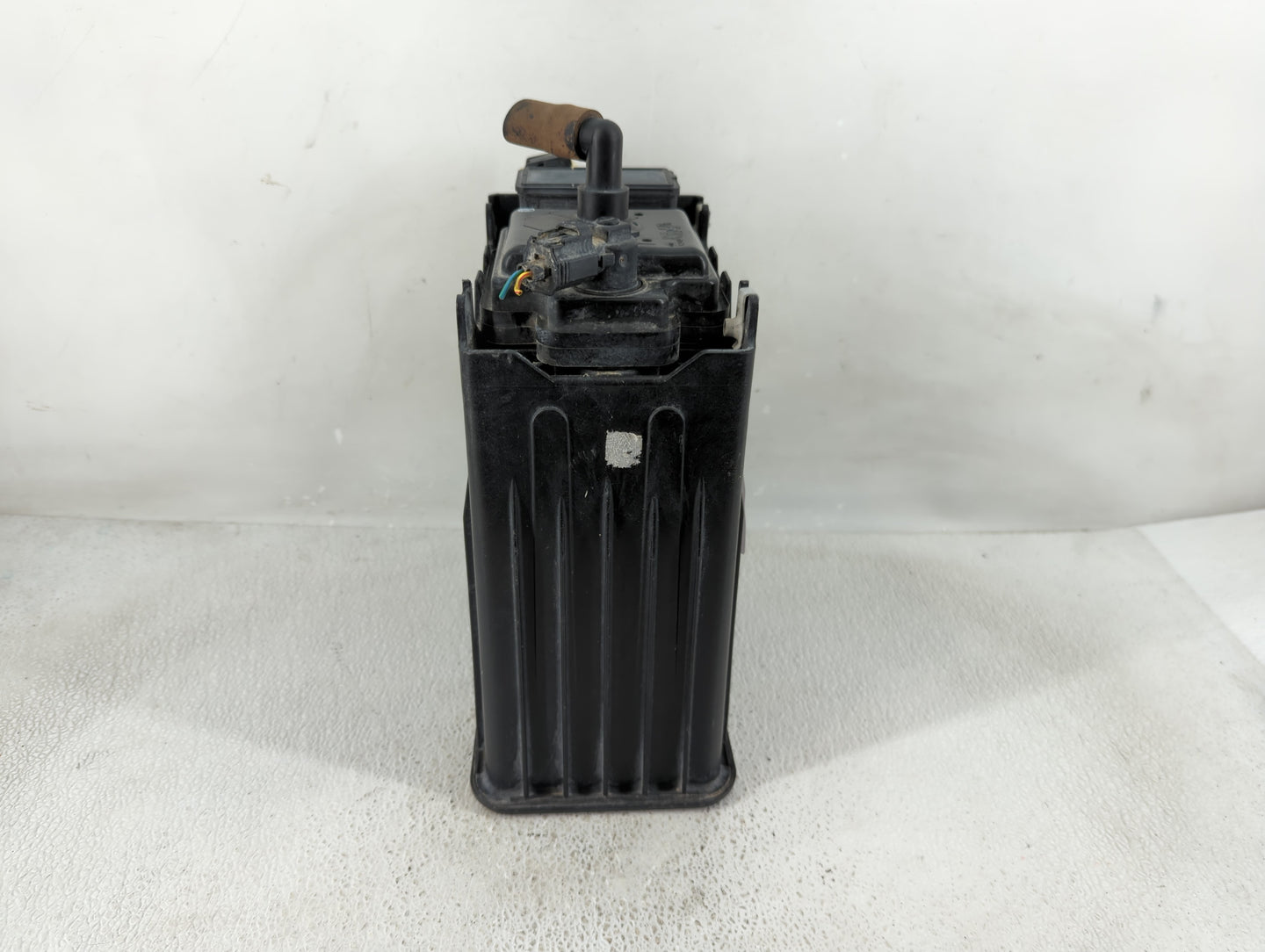 2014 Ford F-150 Fuel Vapor Charcoal Canister 1243422 - Oemusedautoparts1.com