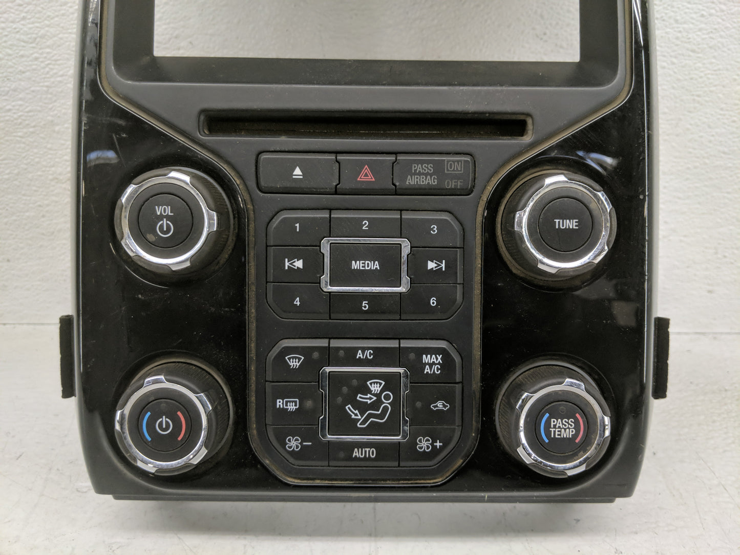 2014-2014 Ford F-150 Radio Control Panel - Oemusedautoparts1.com