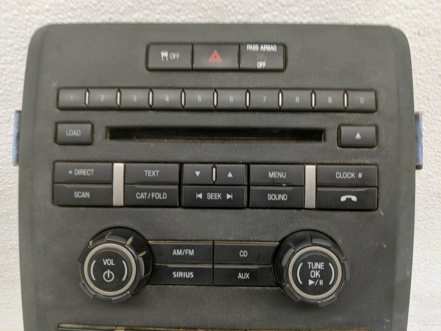 2012-2014 Ford F-150 Radio AM FM Cd Player Receiver Replacement P/N:DL3T-19980-AA Fits Fits 2012 2013 2014 OEM Used Auto Par