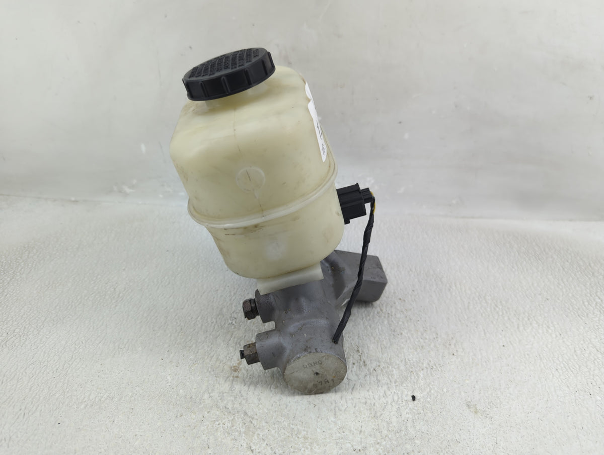 2013-2014 Ford F-150 Power Brake Booster Oem 1290548 - Oemusedautoparts1.com