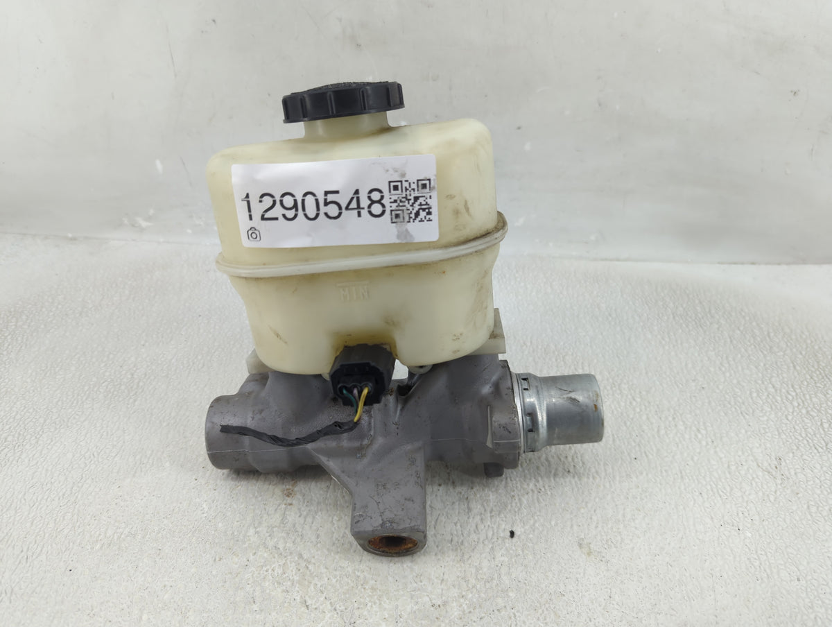 2013-2014 Ford F-150 Power Brake Booster Oem 1290548 - Oemusedautoparts1.com