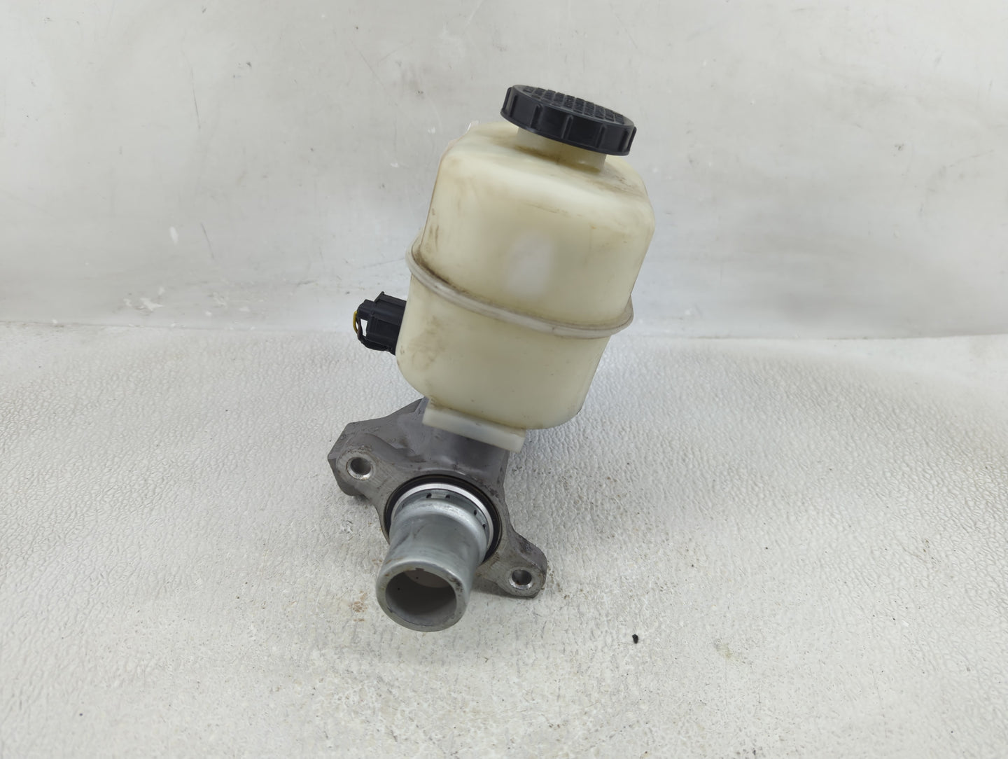 2013-2014 Ford F-150 Power Brake Booster Oem - Oemusedautoparts1.com