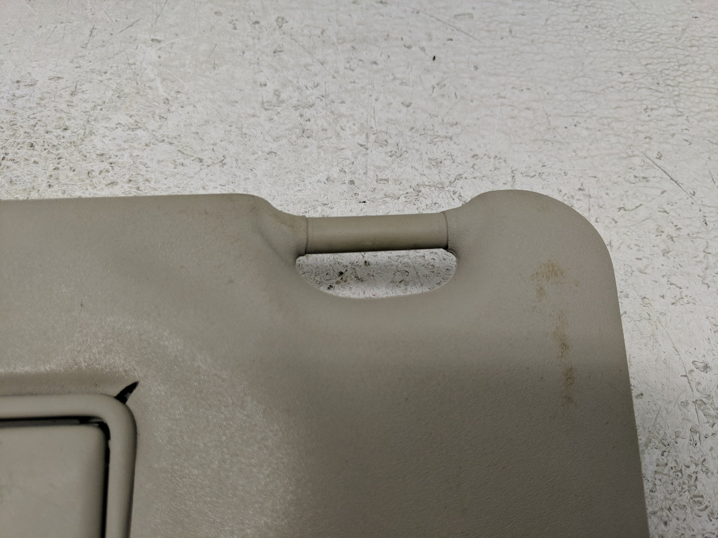 2011-2014 Ford F-150 Sun Visor Shade Replacement Driver Left Mirror Fits Fits 2011 2012 2013 2014 OEM Used Auto Parts - Oemu