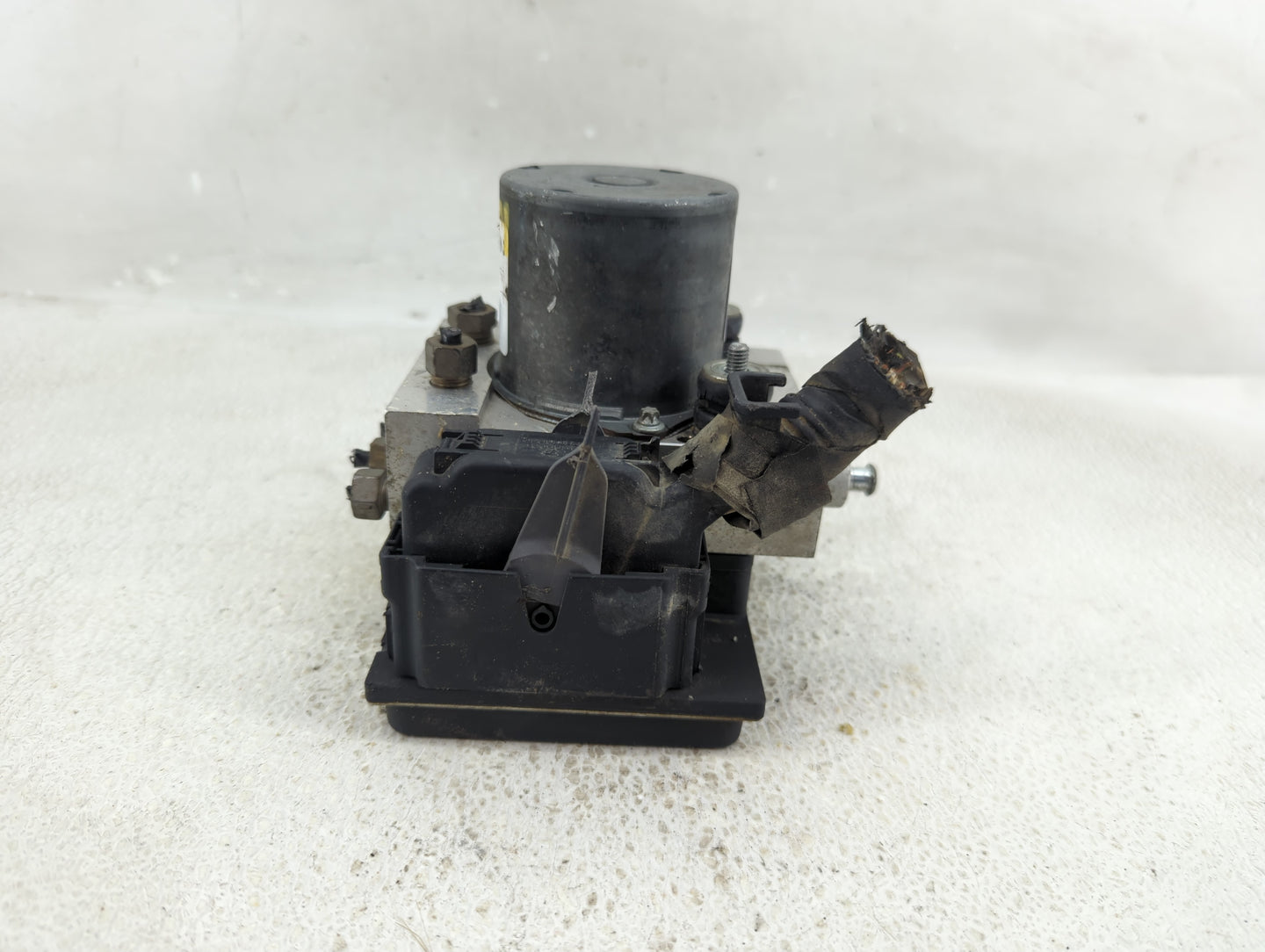2013-2014 Ford F-150 ABS Pump Control Module Replacement P/N:DL34-2C405-ADA Fits Fits 2013 2014 OEM Used Auto Parts - Oemuse