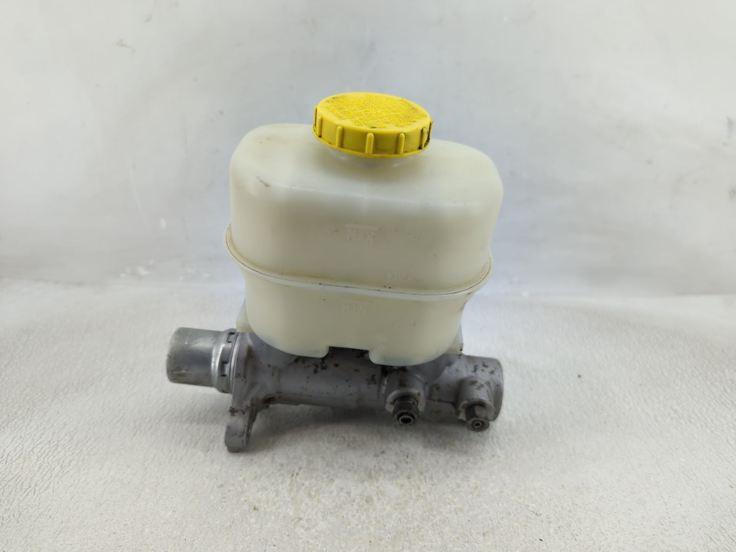2014-2014 Ford F-150 Brake Master Cylinder - Oemusedautoparts1.com