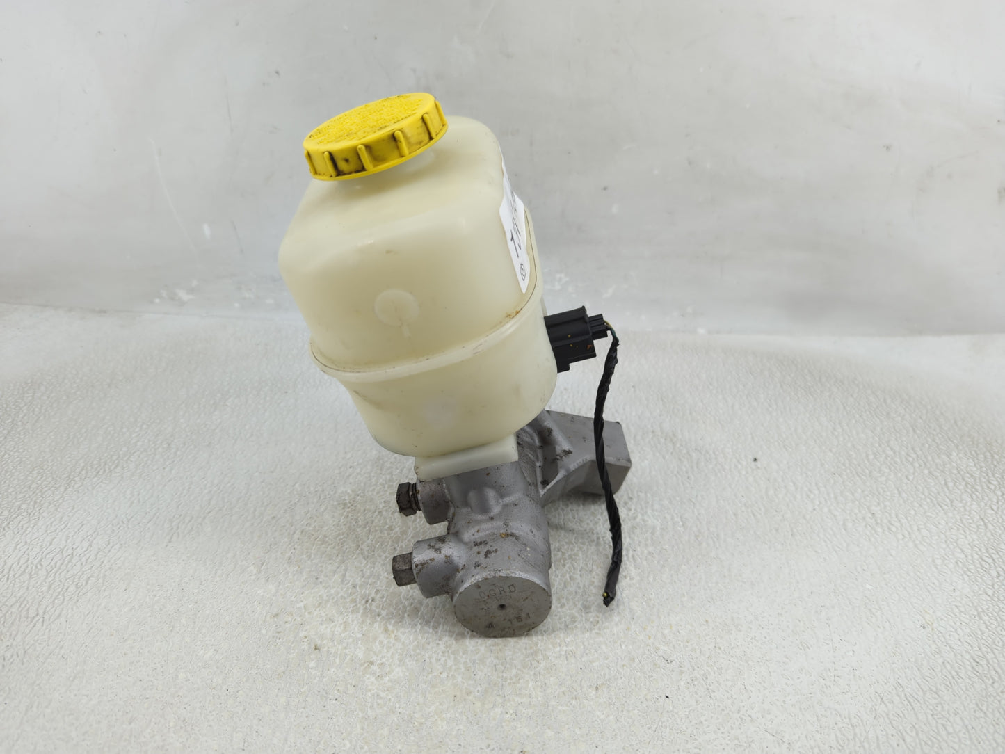2014-2014 Ford F-150 Brake Master Cylinder - Oemusedautoparts1.com