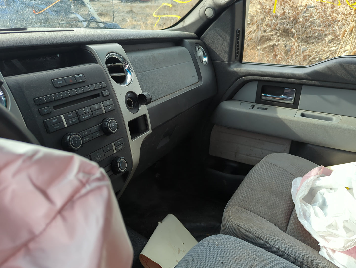 2014 Ford F-150 Passenger Glove Box Door Storage Compartment - Oemusedautoparts1.com