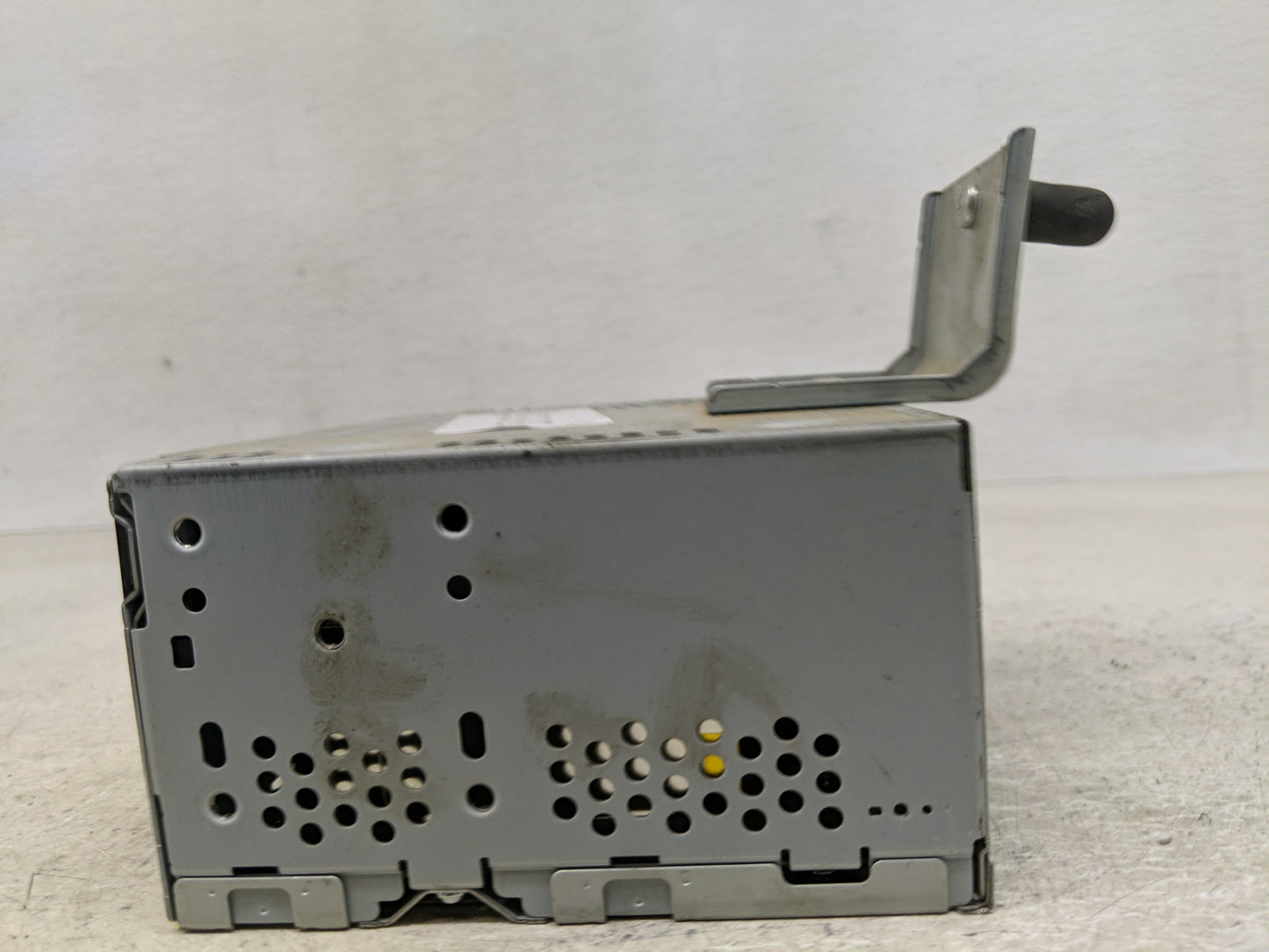 2013-2014 Ford F-150 Radio AM FM Cd Player Receiver Replacement P/N:EL3T-19C107-BB Fits Fits 2013 2014 OEM Used Auto Parts -