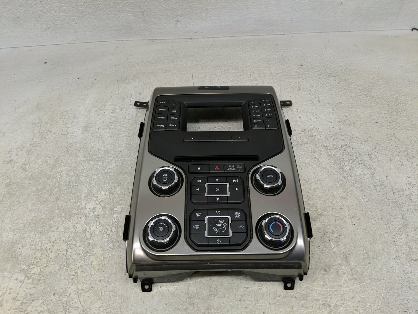 2014-2014 Ford F-150 Radio Control Panel - Oemusedautoparts1.com