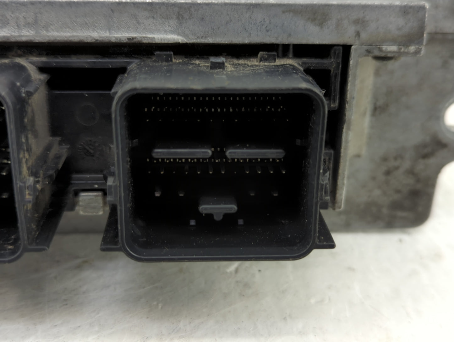 2014 Ford F-150 PCM Engine Control Computer ECU ECM PCU OEM P/N:1531658 A01 Fits OEM Used Auto Parts - Oemusedautoparts1.com