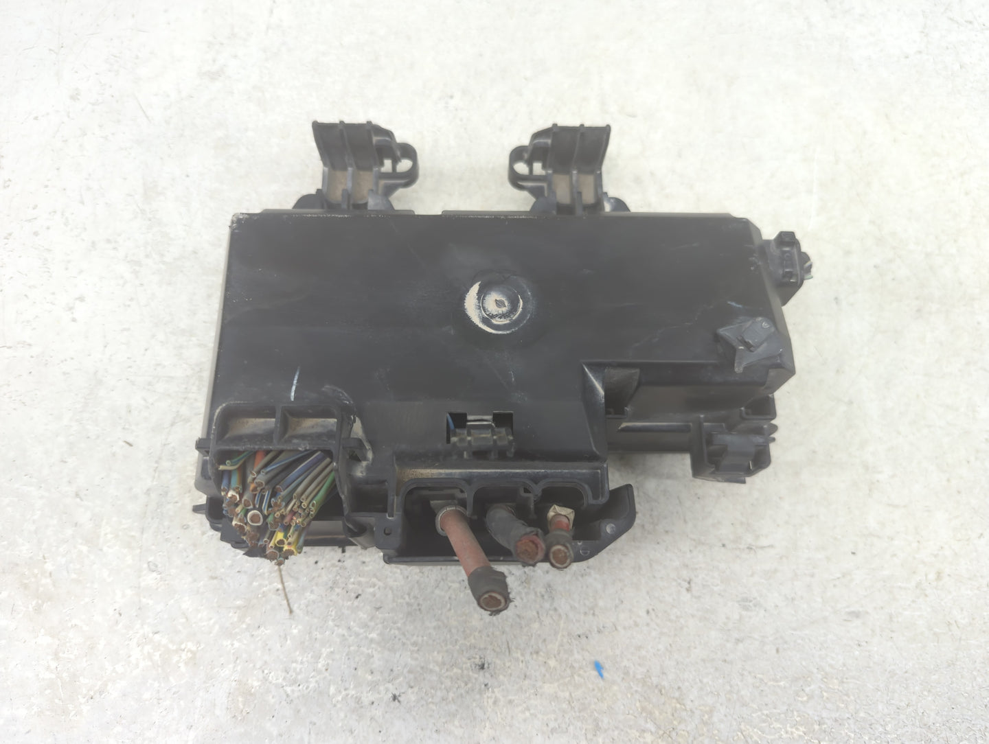 2011-2014 Ford F-150 Fusebox Fuse Box Panel Relay Module Fits Fits 2011 2012 2013 2014 OEM Used Auto Parts - Oemusedautopart
