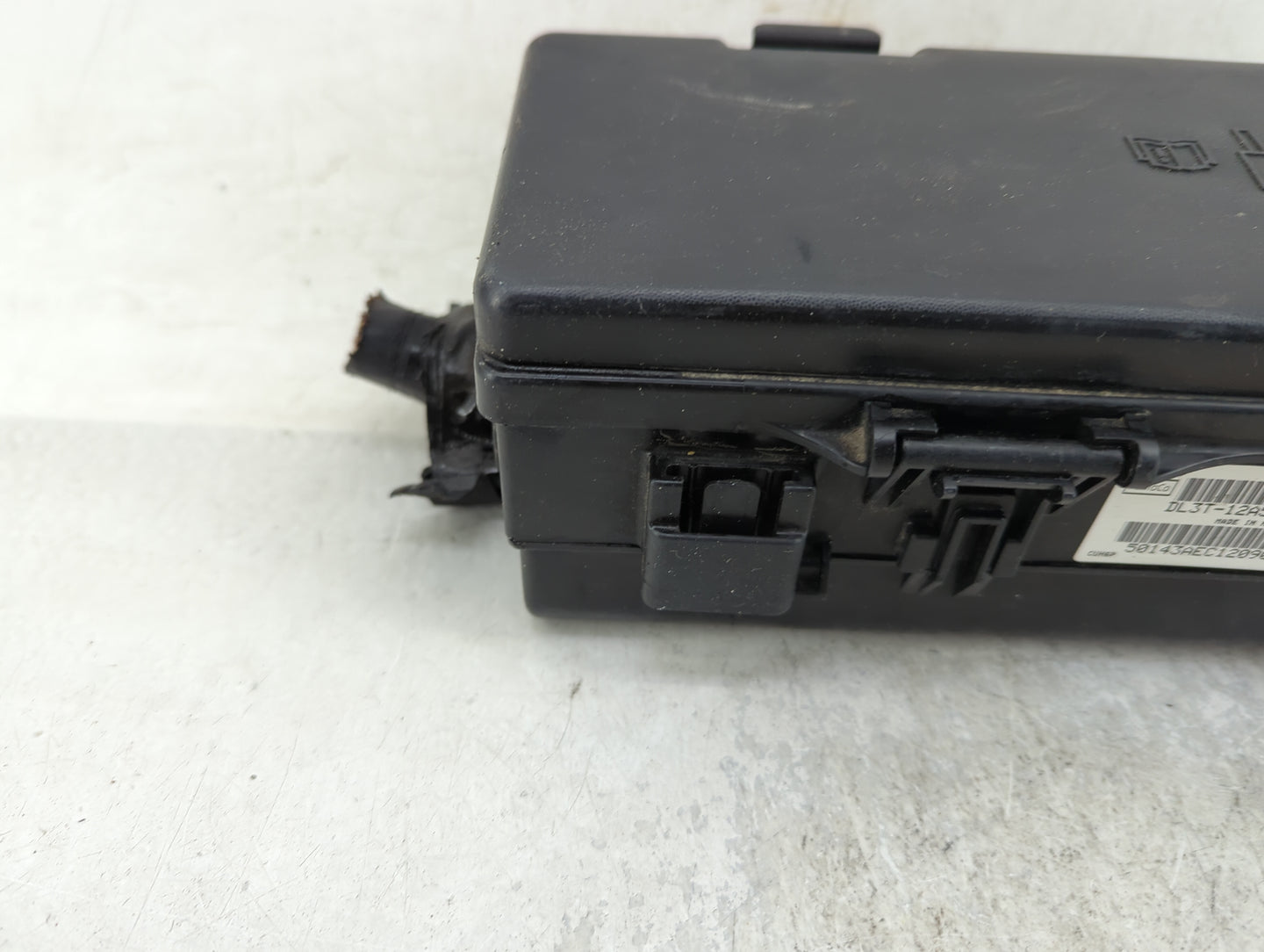 2011-2014 Ford F-150 Fusebox Fuse Box Panel Relay Module P/N:DL3T-12A581CJH 8L1T-14A003-BA Fits Fits 2011 2012 2013 2014 OEM