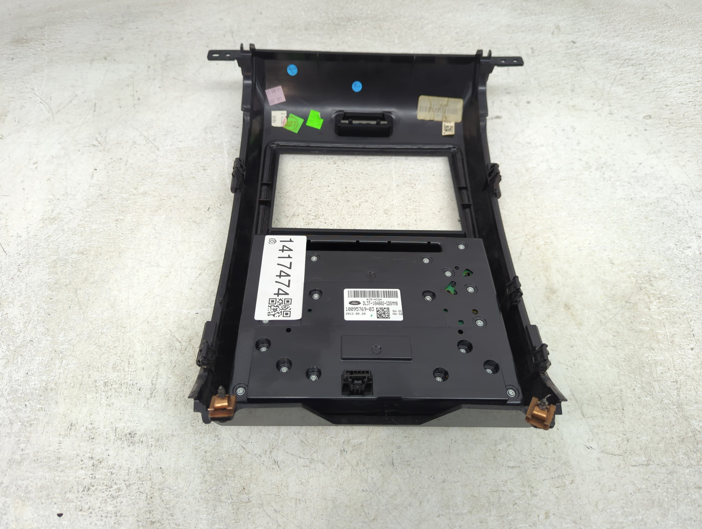2013 Ford F-150 Radio AM FM Cd Player Receiver Replacement P/N:DL3T-18A802 Fits OEM Used Auto Parts - Oemusedautoparts1.com